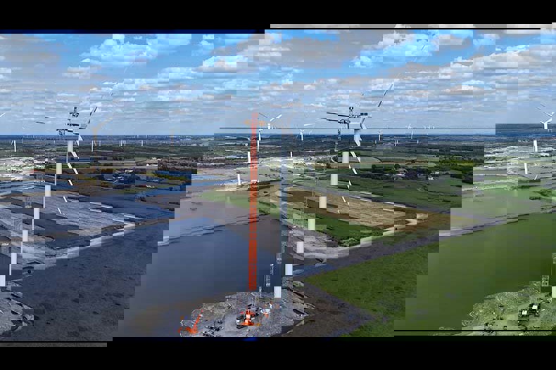 SSER Image 2Yellow River Wind Farm T2 Install 1
