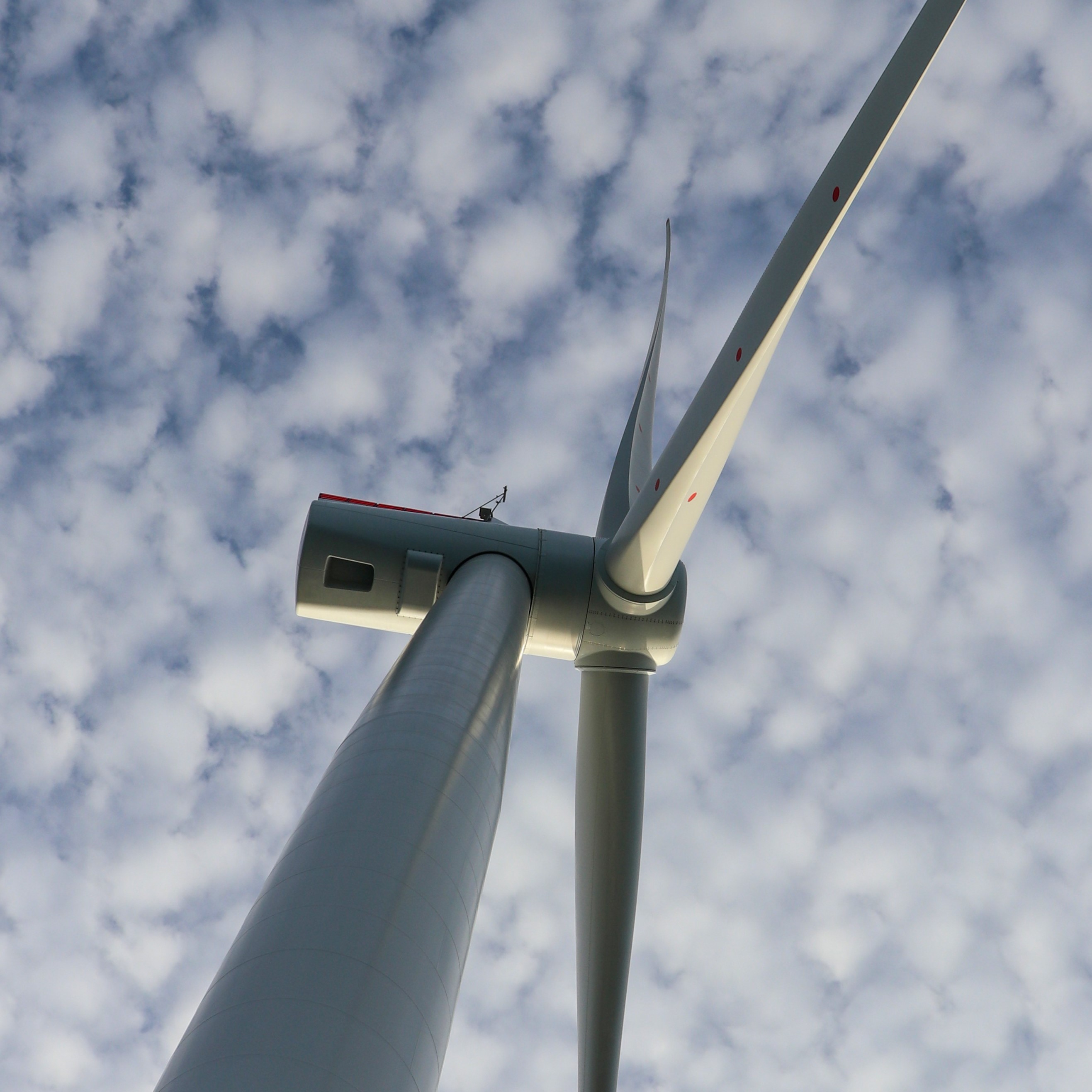 Turbines Turbine From Below (C) BOWL Taken By Noel IMG 2141
